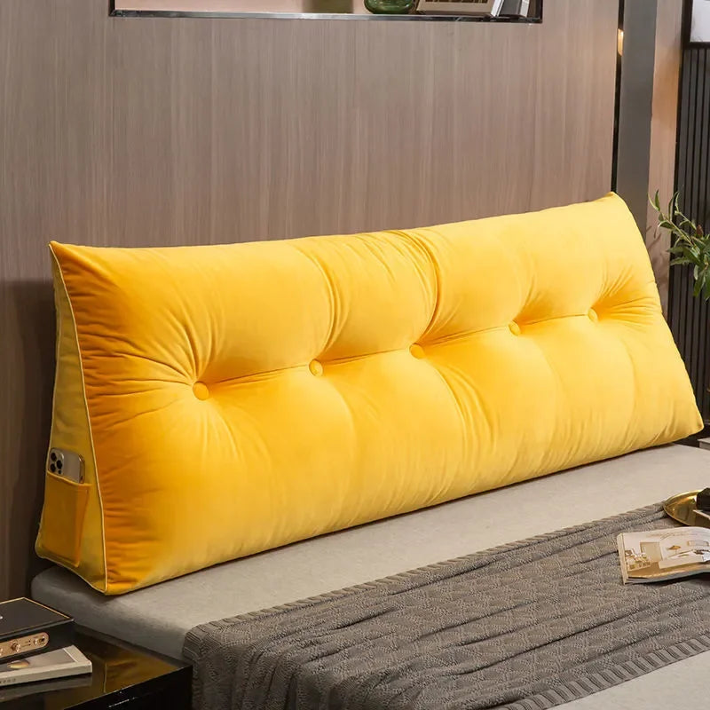 Coussin tête de lit en velours jaune